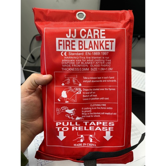 JJ Care Fire Blanket EN-1869 1x1m - Picture 2 of 3